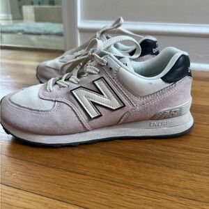 New Balance Cream light pink and Black Sneakers